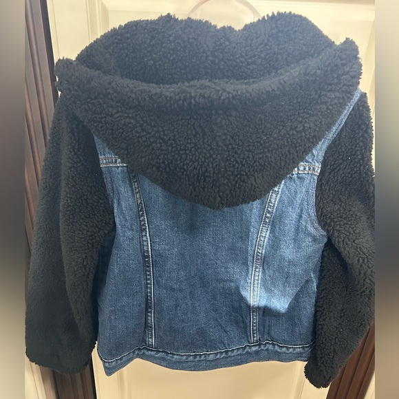 Gap denim jacket with shearling NEW without tags! - Picture 2 of 6